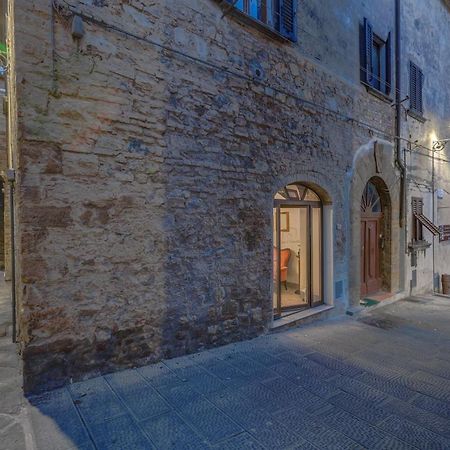 La Rocca Aparthotel Gambassi Terme Exteriör bild